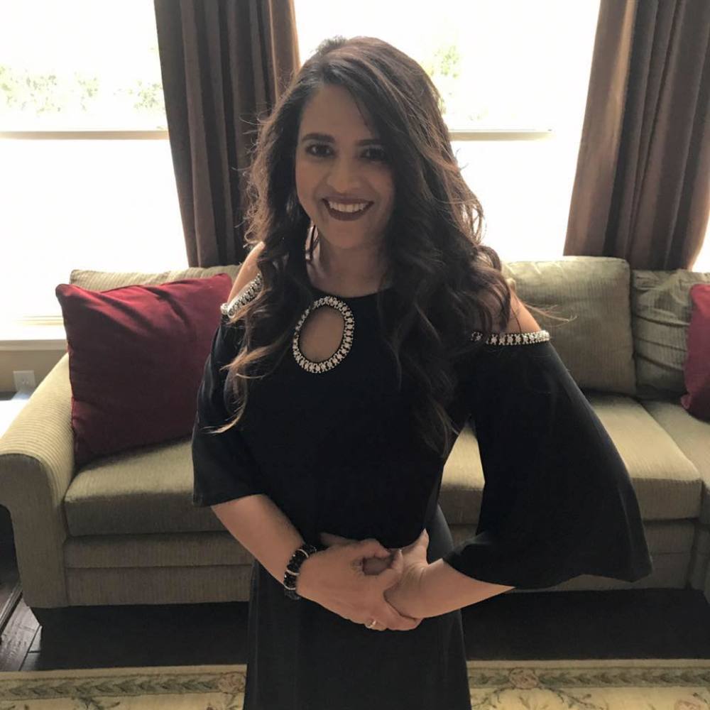 Meet your Posher, Leena